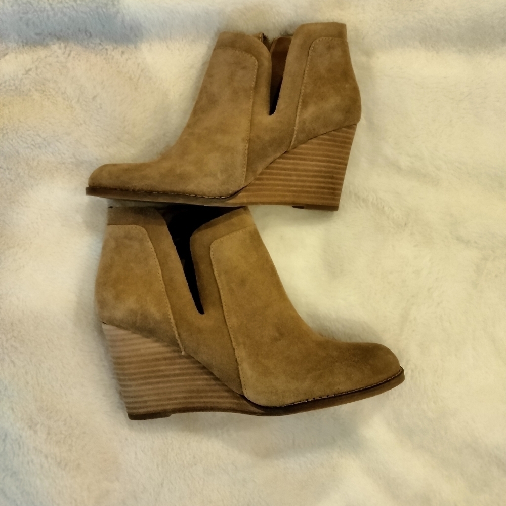 Lucky Brand Yabba Stacked Wedge Ankle Booties - Picture 5 of 6